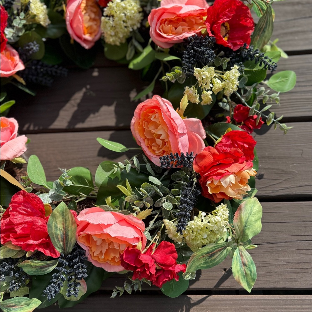 Frontgate Floral Wreath - NWT - Picture 5 of 13